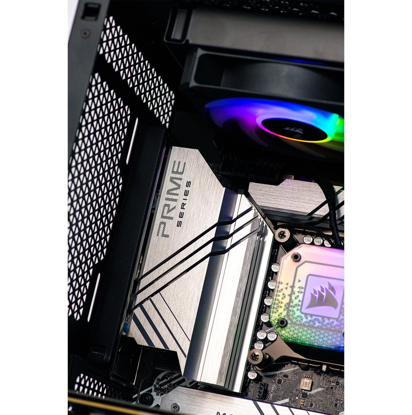 Corsair 5000D RGB Black - Intel Core i9-14900KF 32GB DDR5 ASUS TUF RTX 5070 12GB GDDR7 c-109se