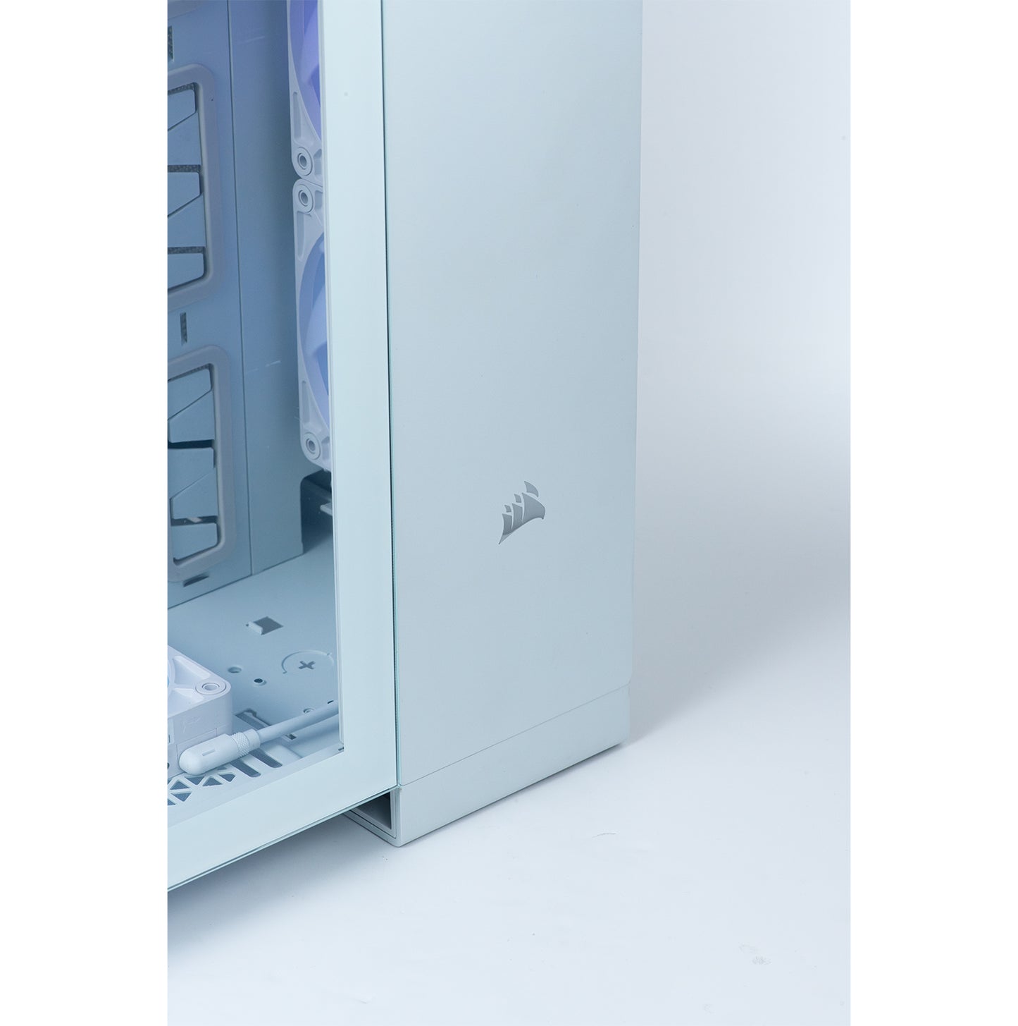 Corsair BTF Gaming PC 6500X RGB White - Intel Core i5-14600KF 32GB DDR5 RTX 4070Ti Super 16GB AS-MS103