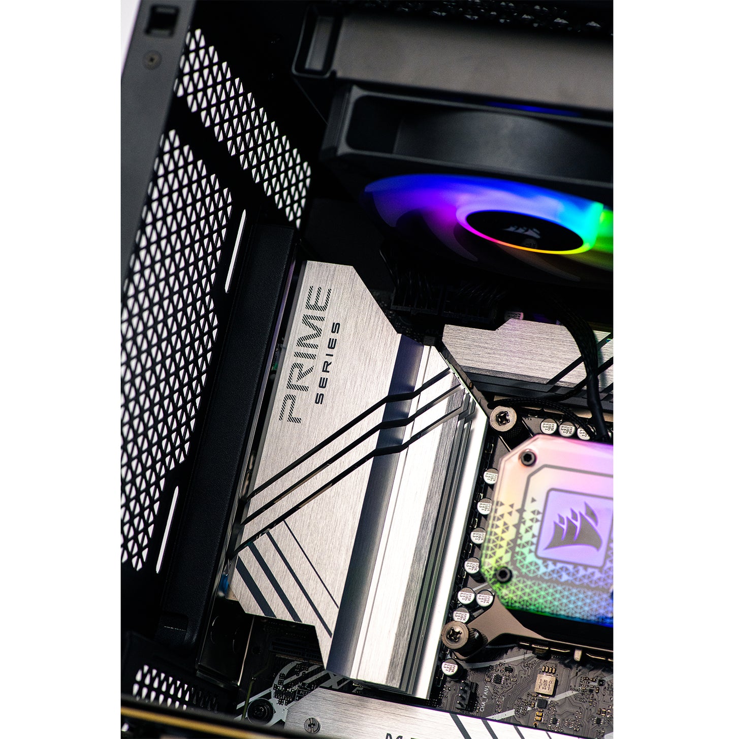 Corsair 5000D RGB Black - Intel i9-14900KF 32GB DDR5 ASUS RTX 4080 Super 16GB c-105se